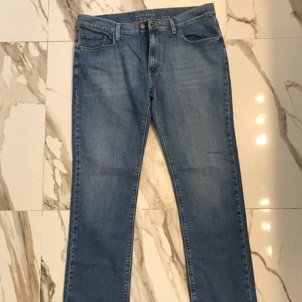 Mott & Bow Slim Men’s Jeans 35x34 used w/o Tags.